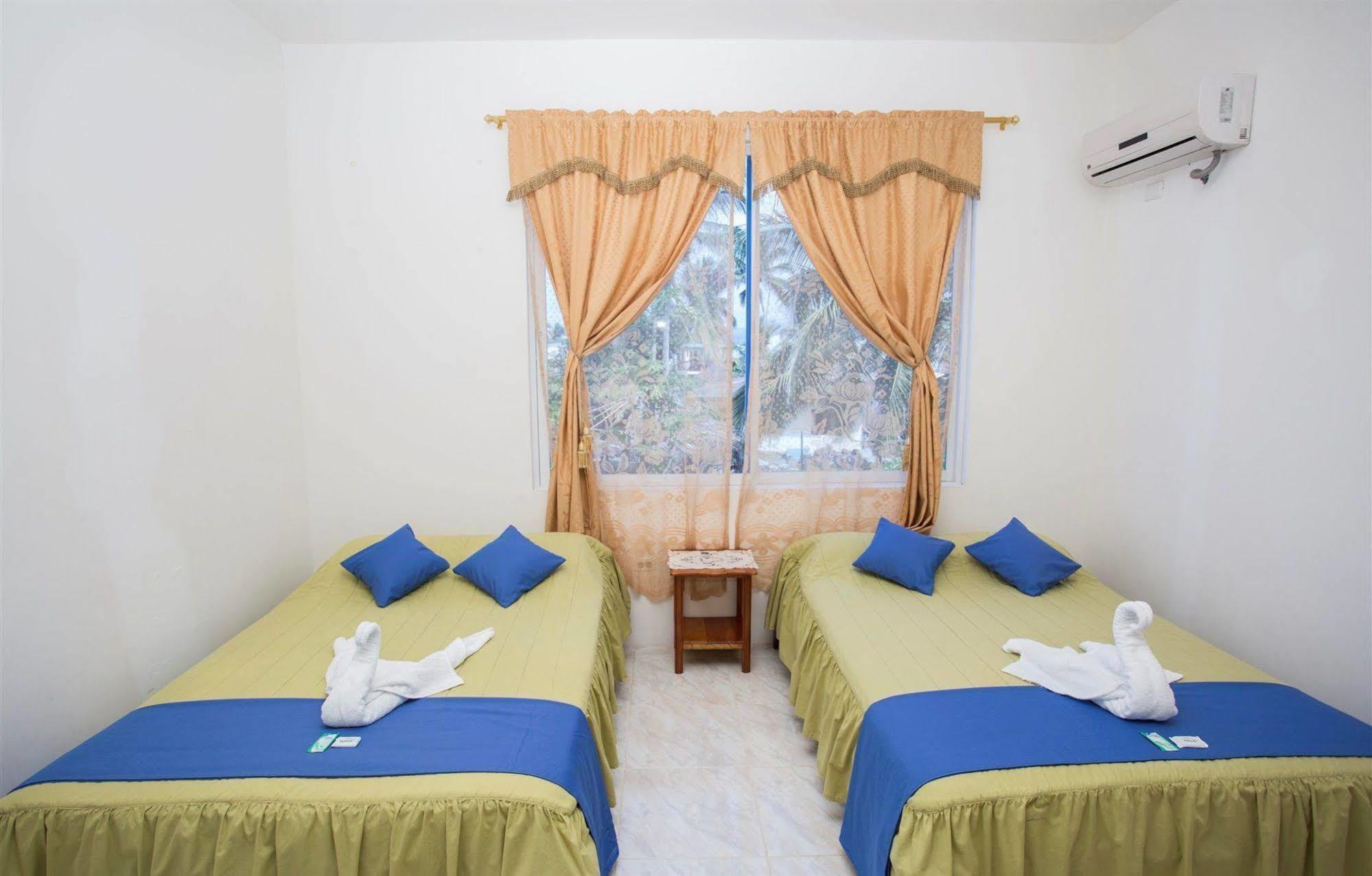 Paraiso de Isabela Puerto Villamil Extérieur photo